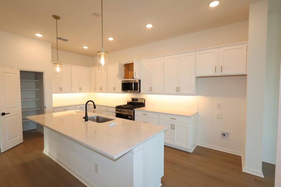 Furnished interior view inside a new home in Oakwood Estates, Waller (Image 3). Furnished interior view inside a new home in Oakwood Estates, Waller (Image 3).