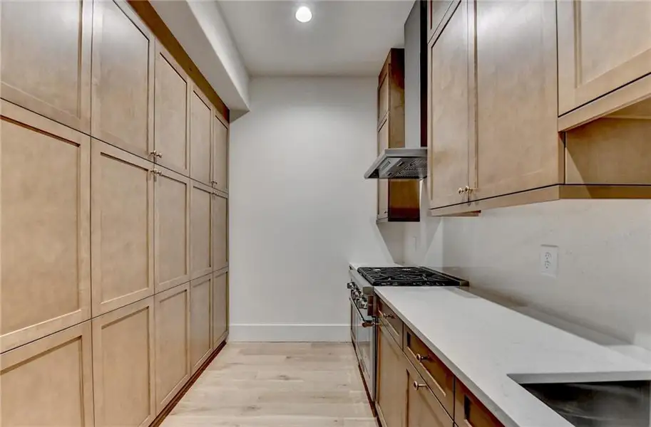 Furnished interior view inside a new home in , Alpharetta (Image 5).