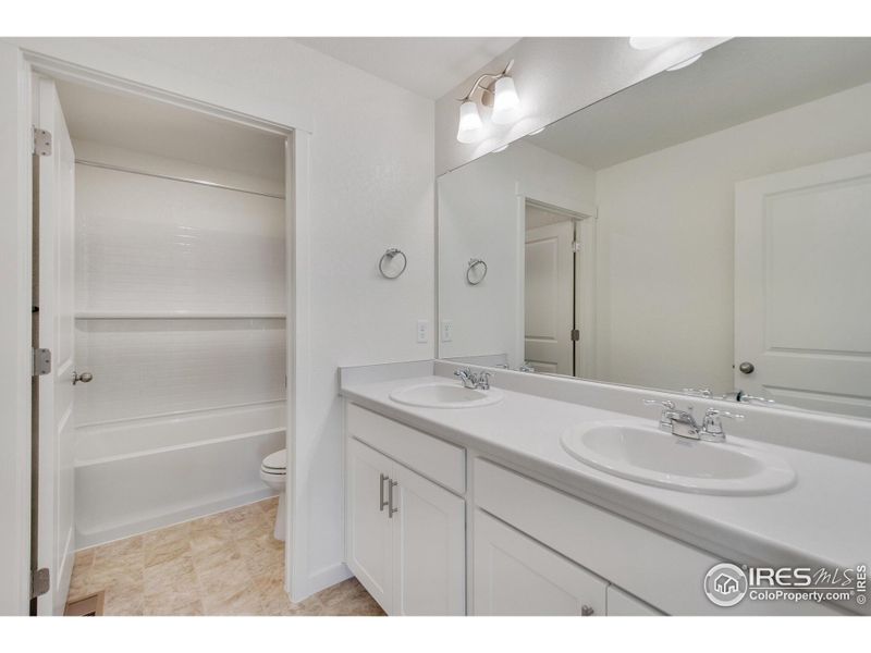 Furnished interior view inside a new home in Northridge Estates, Greeley (Image 6). Furnished interior view inside a new home in Northridge Estates, Greeley (Image 6).