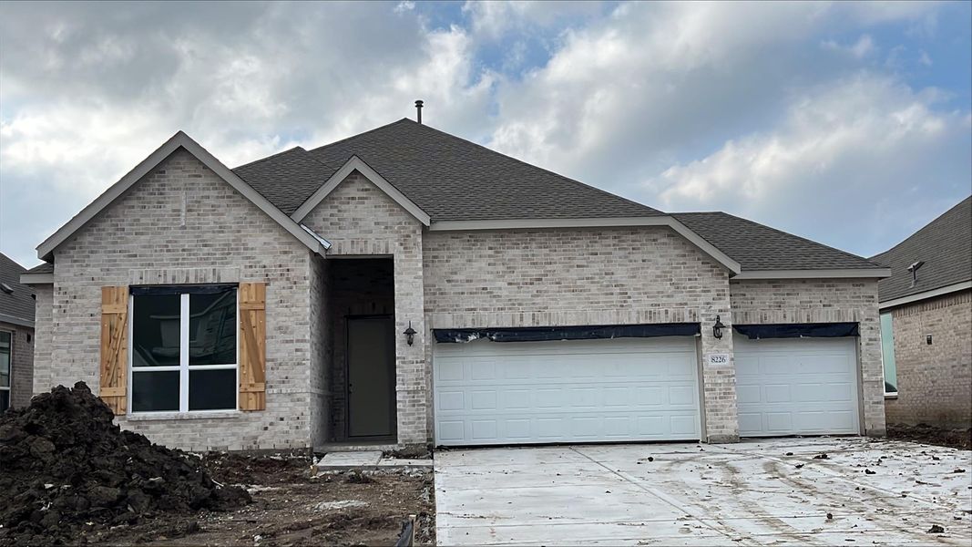 **not actual home** Representative of same floorplan and elevation**