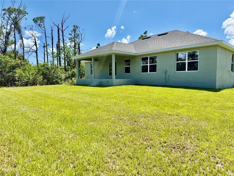 Image 16 of a home in South Gulf Cove. Image 16 of a home in South Gulf Cove.