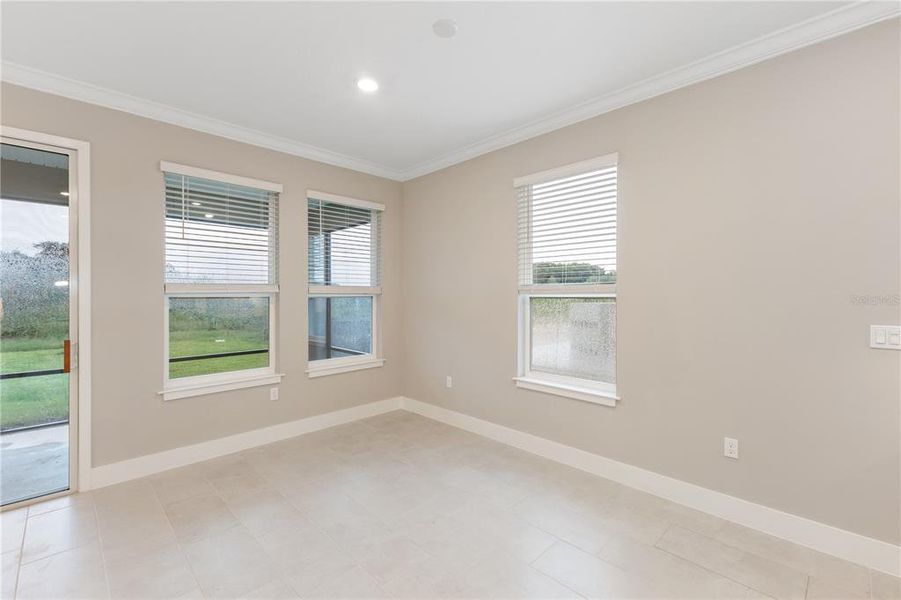 Spacious, unfurnished interior of a new home in , Ocala (Image 11).