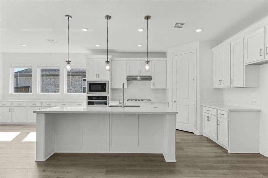 411 Chatham Street ~ Ready Now