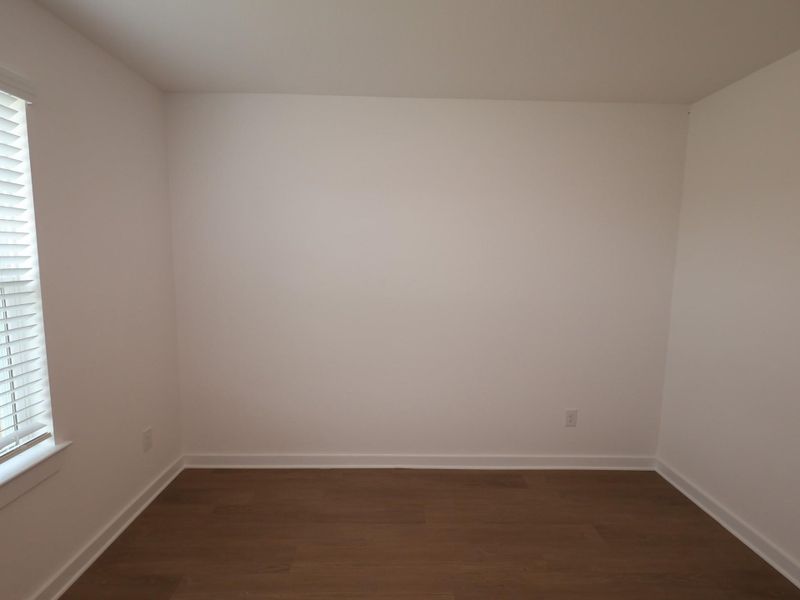 Spacious, unfurnished interior of a new home in Ambrose, La Marque (Image 20).