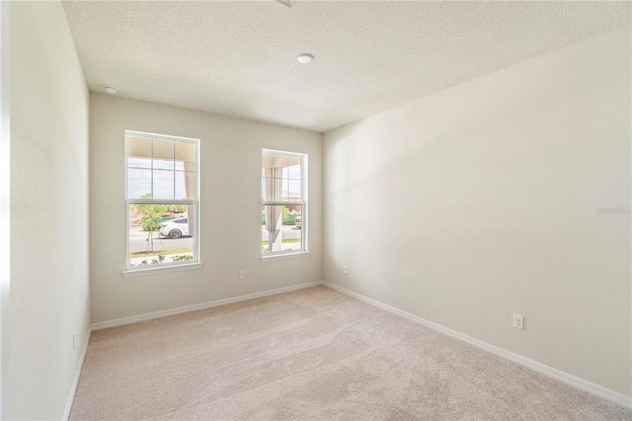 Spacious, unfurnished interior of a new home in , Orlando (Image 27).