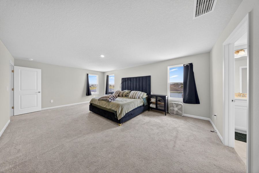 MAIN BEDROOM