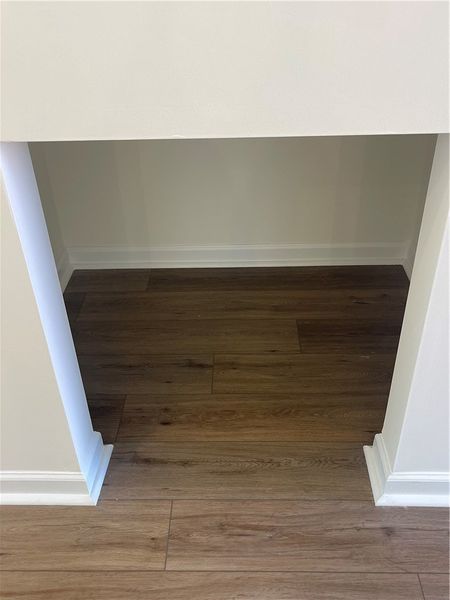 Image 33 of a home in Springwood Grove.