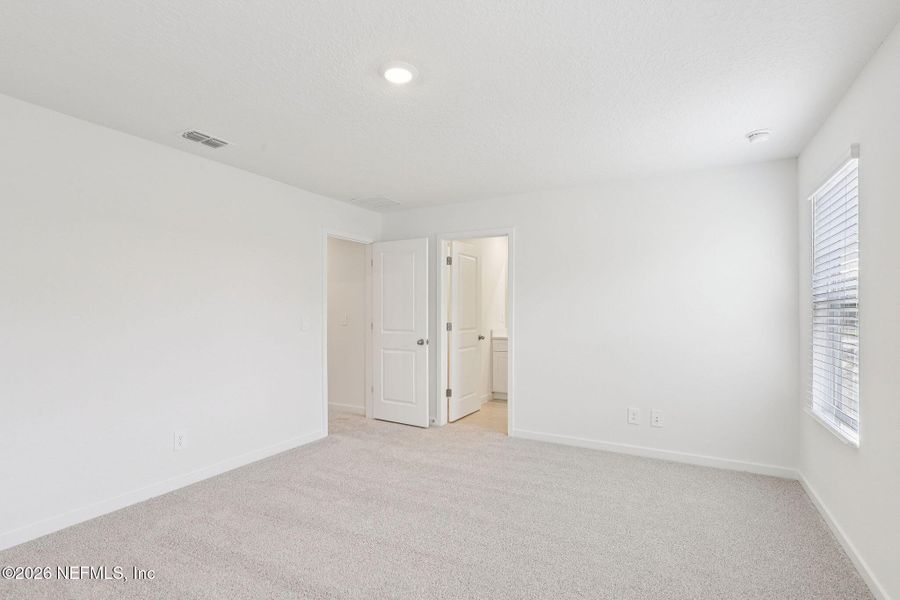 Spacious, unfurnished interior of a new home in , St. Augustine (Image 26).