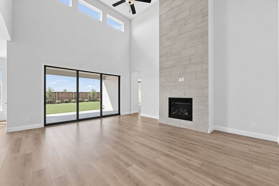 Spacious, unfurnished interior of a new home in The Ridge at Northlake, Northlake (Image 15).
