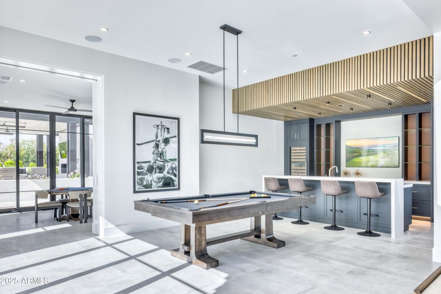 Game Room w/Bar Game Room w/Bar