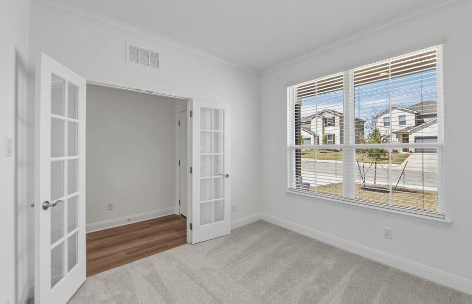Spacious, unfurnished interior of a new home in Patterson Ranch, Georgetown (Image 19).
