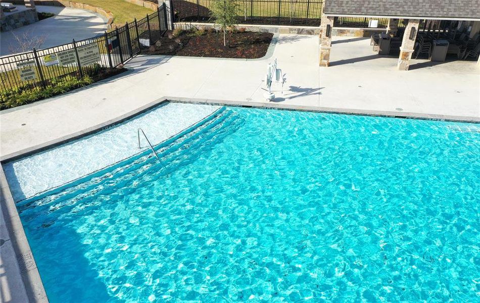 Sparkling Pool Sparkling Pool