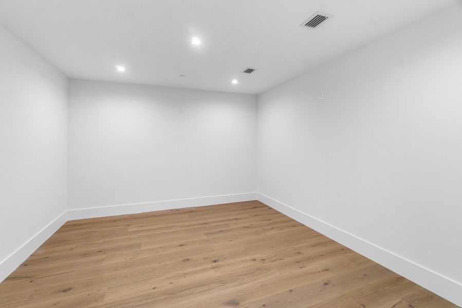 051-810PalmTrail-DelrayBeach-FL-33483-SM