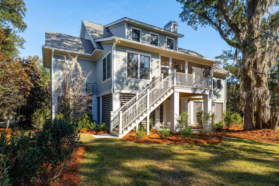 Image 93 of a home in .