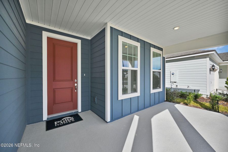 Exterior details and patio area of a home in Hyland Trail, Green Cove Springs (Image 25).