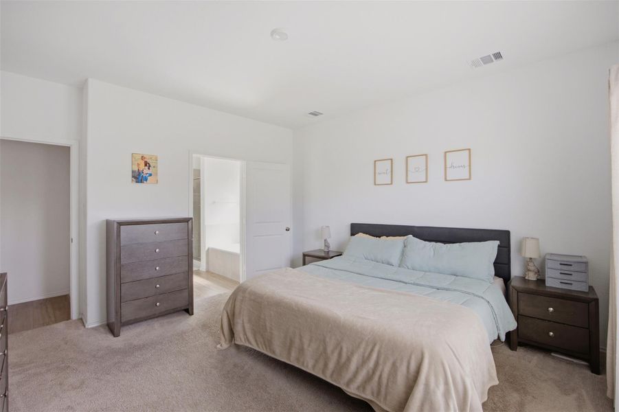 Furnished interior view inside a new home in , Georgetown (Image 17).