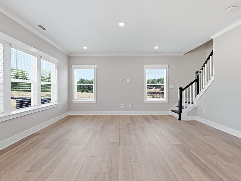 Spacious, unfurnished interior of a new home in Watkins Glen, Raleigh (Image 9).