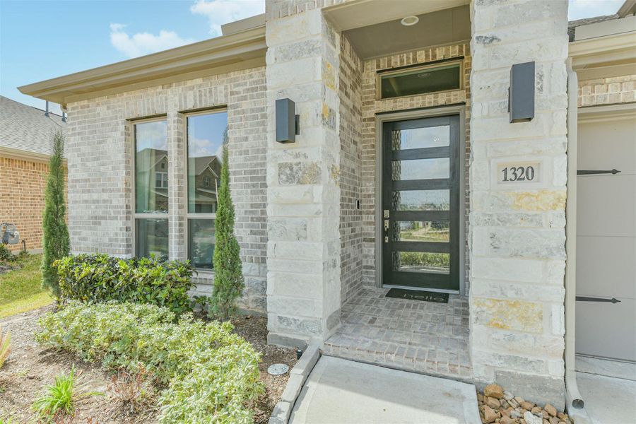 Exterior details and patio area of a home in Escondido, Magnolia (Image 3).