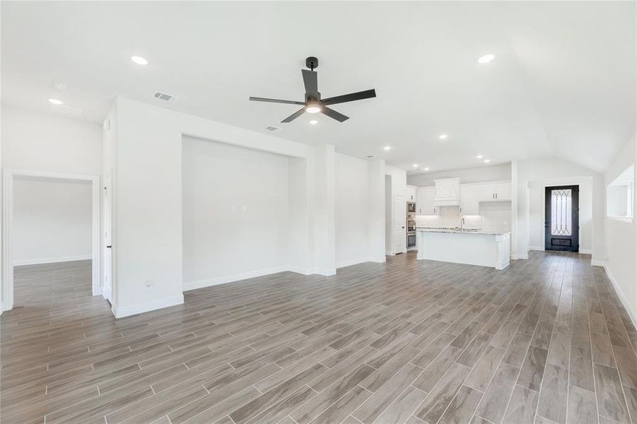 Spacious, unfurnished interior of a new home in Anderson Crossing, Trenton (Image 19). Spacious, unfurnished interior of a new home in Anderson Crossing, Trenton (Image 19).