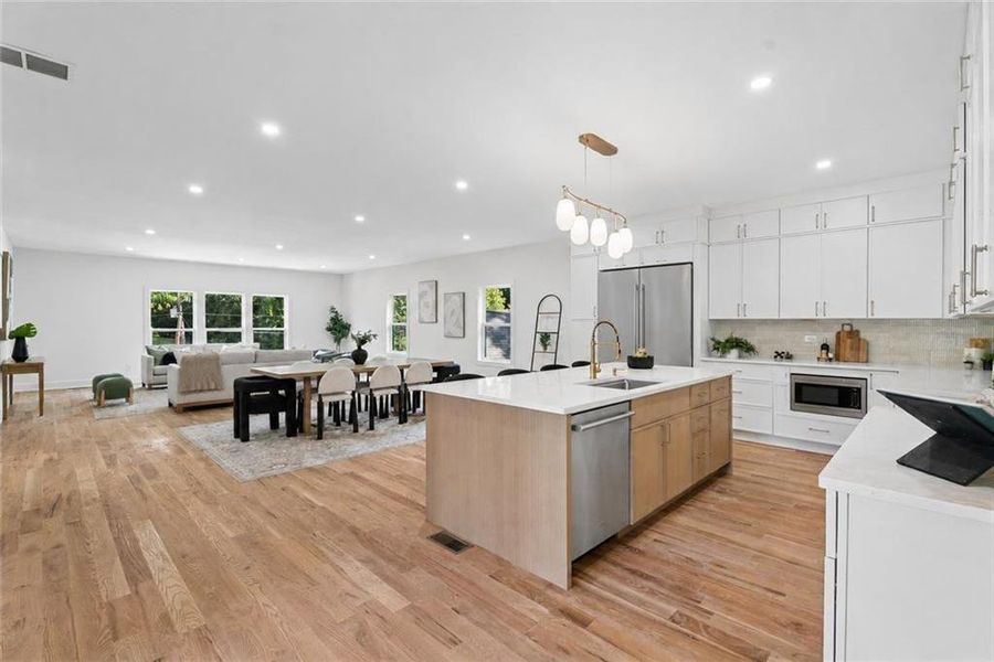 Furnished interior view inside a new home in , Atlanta (Image 5).
