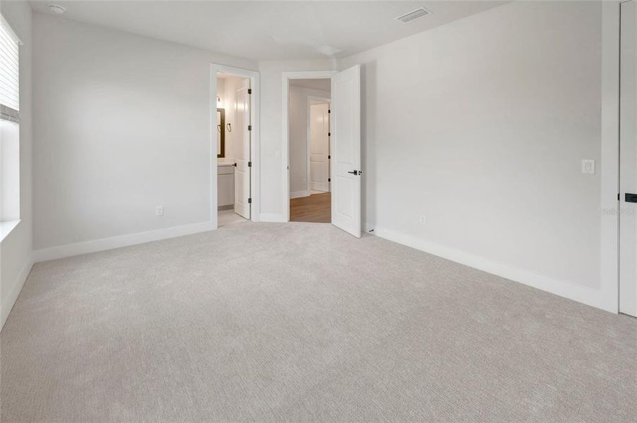 Spacious, unfurnished interior of a new home in South Tampa - Urban Collection, Tampa (Image 10).