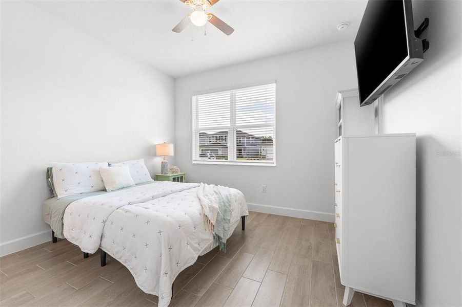 Furnished interior view inside a new home in , Clermont (Image 8).