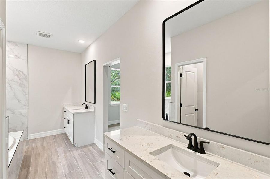Furnished interior view inside a new home in , Eustis (Image 7).