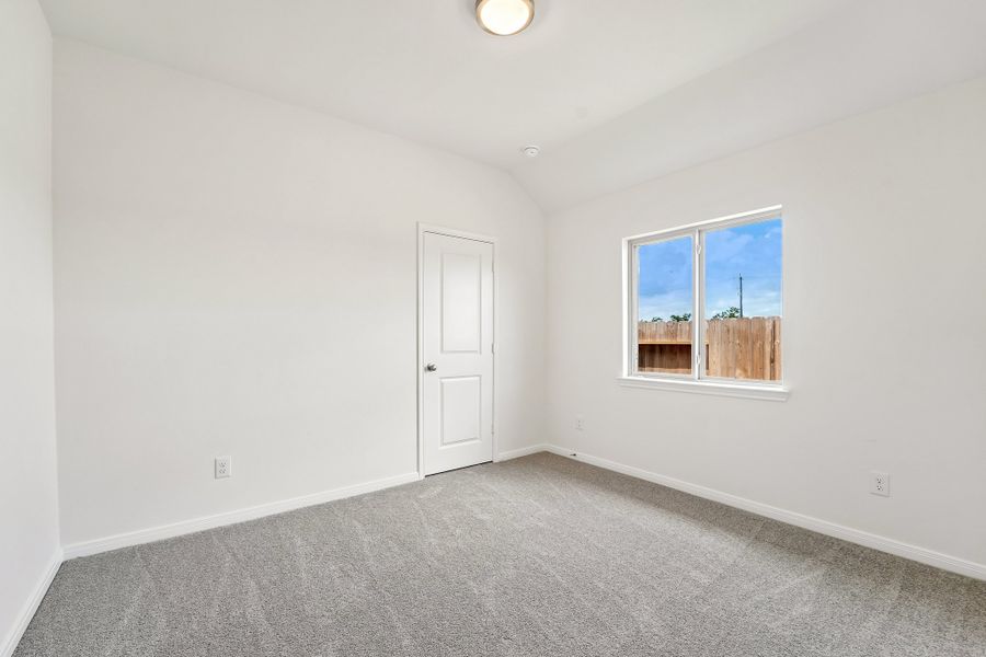 Spacious, unfurnished interior of a new home in Aldeana, Bonney (Image 17).