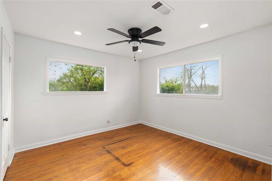 Spacious, unfurnished interior of a new home in , Brownwood (Image 11).