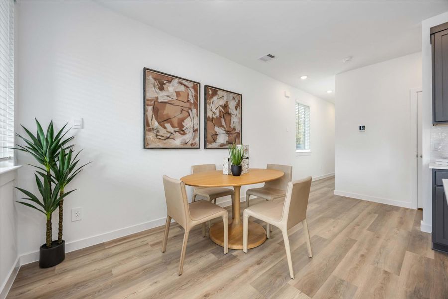 Furnished interior view inside a new home in Highland Court, Houston (Image 15).