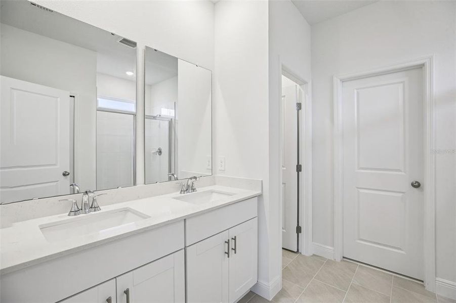 Furnished interior view inside a new home in Cyrene at Minneola, Minneola (Image 8).
