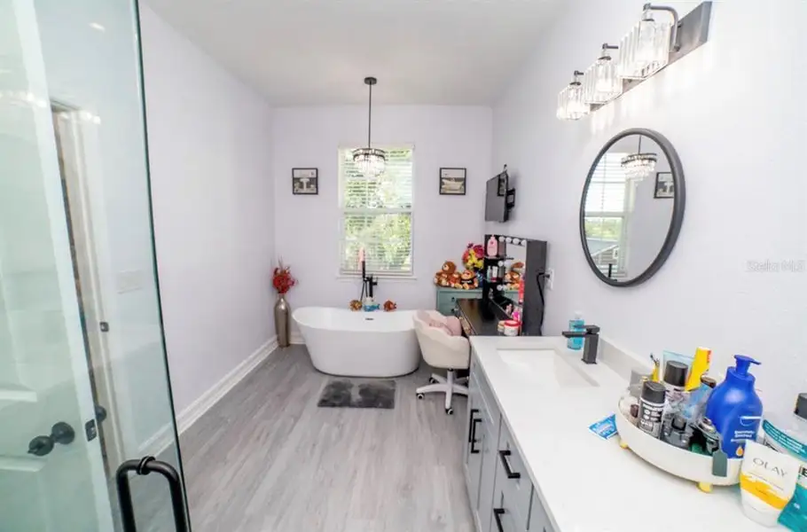 Furnished interior view inside a new home in , Lake Wales (Image 13).