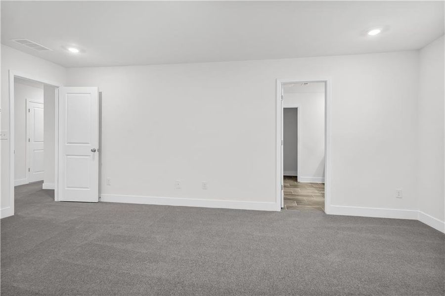 Spacious, unfurnished interior of a new home in Shadow Creek, Jackson (Image 10). Spacious, unfurnished interior of a new home in Shadow Creek, Jackson (Image 10).