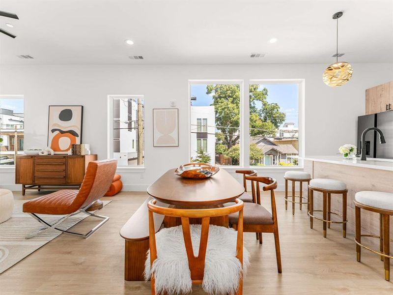 Furnished interior view inside a new home in , Dallas (Image 10).