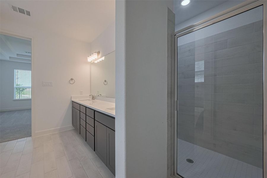 Furnished interior view inside a new home in Lago Mar, Texas City (Image 13).