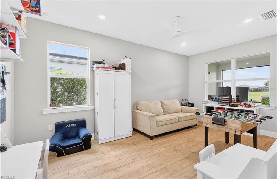 Furnished interior view inside a new home in , Punta Gorda (Image 36).