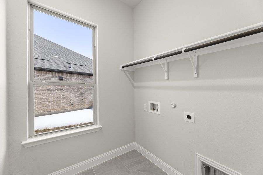 Spacious, unfurnished interior of a new home in Brookshire at Legacy Hills, Celina (Image 28). Spacious, unfurnished interior of a new home in Brookshire at Legacy Hills, Celina (Image 28).