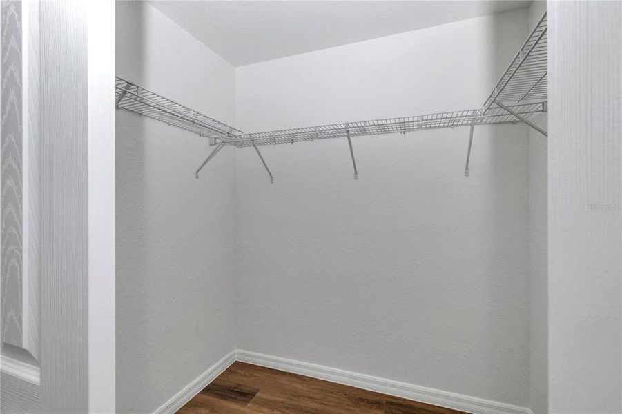 Spacious, unfurnished interior of a new home in , Dunnellon (Image 23).