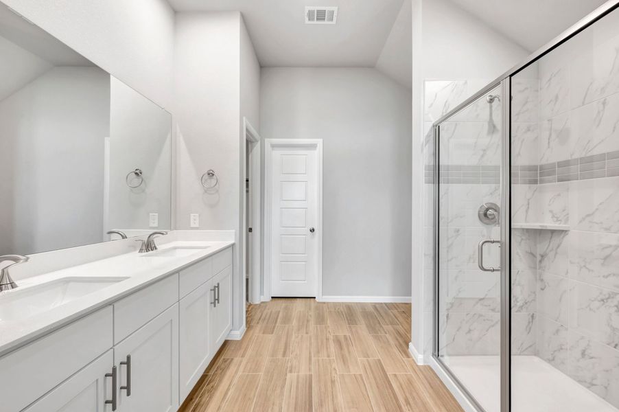 Owners Bathroom