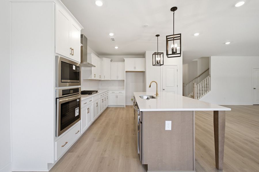 Furnished interior view inside a new home in Dorris Farm, White House (Image 10).