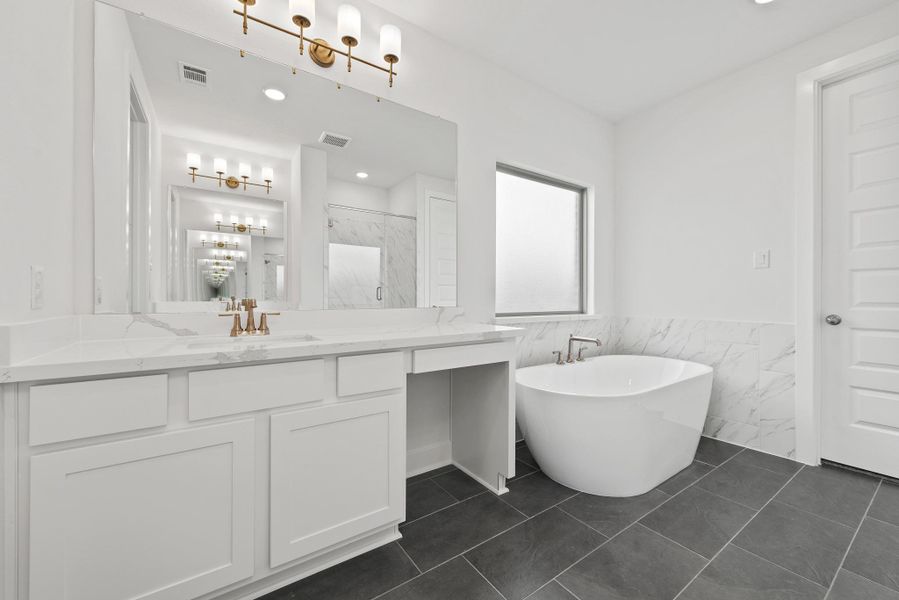 Representative image. Features, specifications, selections and colors may vary. Representative image. Features, specifications, selections and colors may vary.