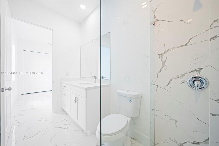 Furnished interior view inside a new home in , Lehigh Acres (Image 8).