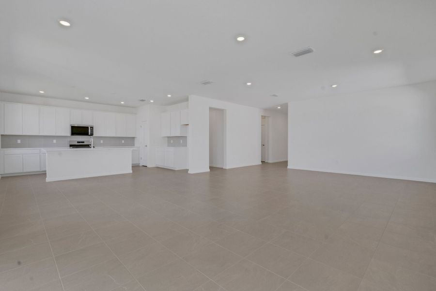 Port St. Lucie, FL New Home.  - Slide 12