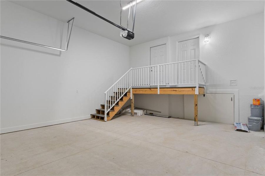 Spacious, unfurnished interior of a new home in , Weeki Wachee (Image 19). Spacious, unfurnished interior of a new home in , Weeki Wachee (Image 19).