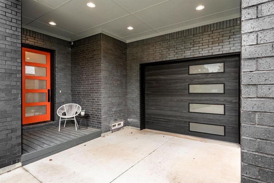 Furnished interior view inside a new home in , Dallas (Image 22). Furnished interior view inside a new home in , Dallas (Image 22).