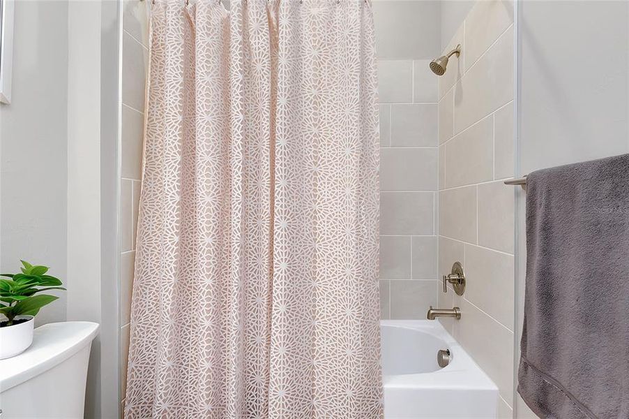 Close-up of interior finishes inside a home in , Englewood (Image 21).