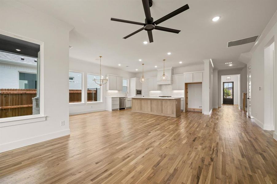 Image 37 of a home in Parks of Aledo.