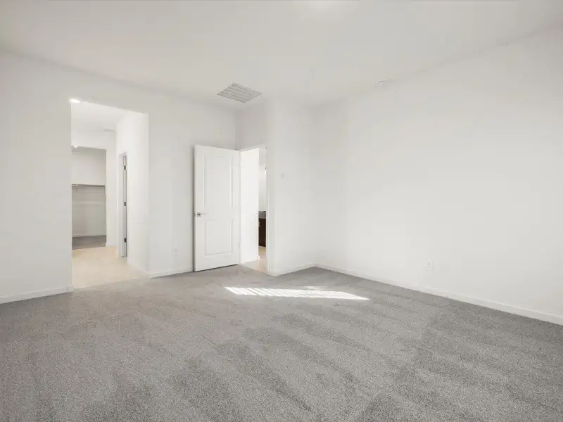 Spacious, unfurnished interior of a new home in Anthem at Merrill Ranch Estate Series, Florence (Image 12).