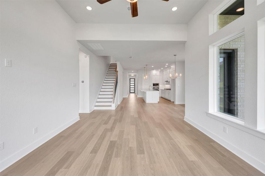 Spacious, unfurnished interior of a new home in Elyson - Reserve Collection, Katy (Image 28).