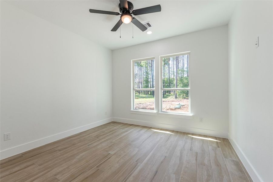 Spacious, unfurnished interior of a new home in , Dayton (Image 35).